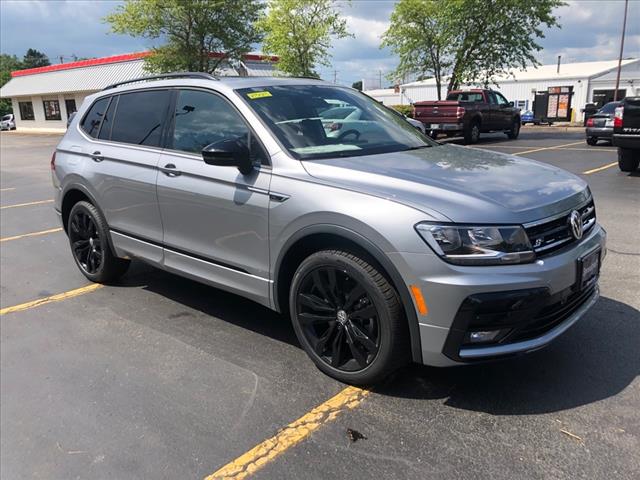 New 2020 Volkswagen Tiguan 2.0T SE R-Line Black AWD 2.0T SE R-Line ...